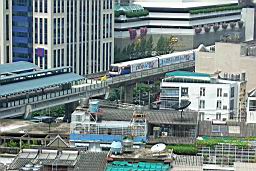 DSCF3973 Bangkok Sukhumvit Sky Train BTS.JPG